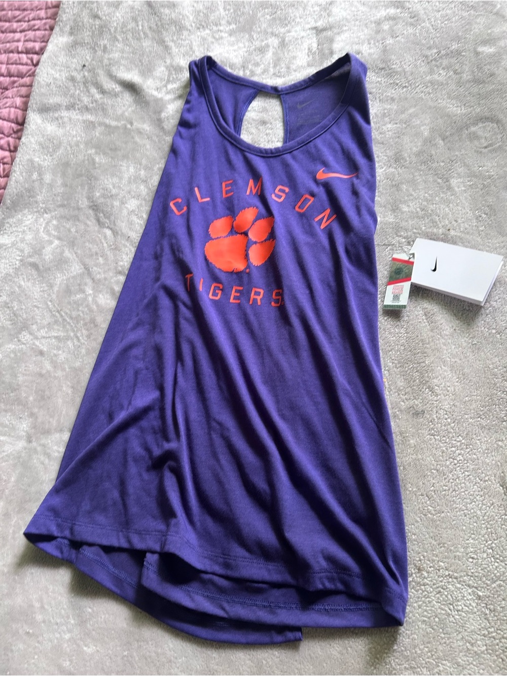 NWT women’s Nike tank top
